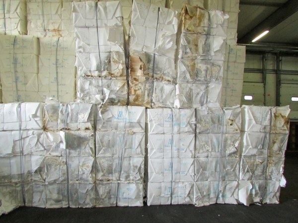 WOODPULP UNITS - WETTING DAMAGES